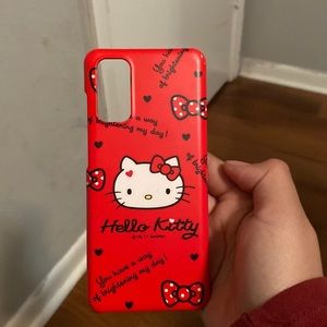 A HELLO KITTY PHONE CASE ❤️❤️❤️❤️❤️